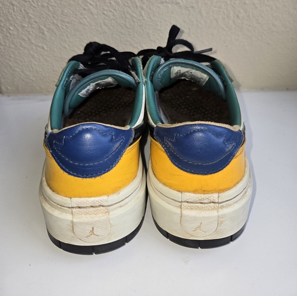 Nike Jordan's size 6.5 - Picture 3 of 6